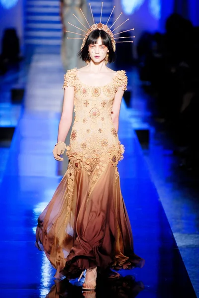 Look 21